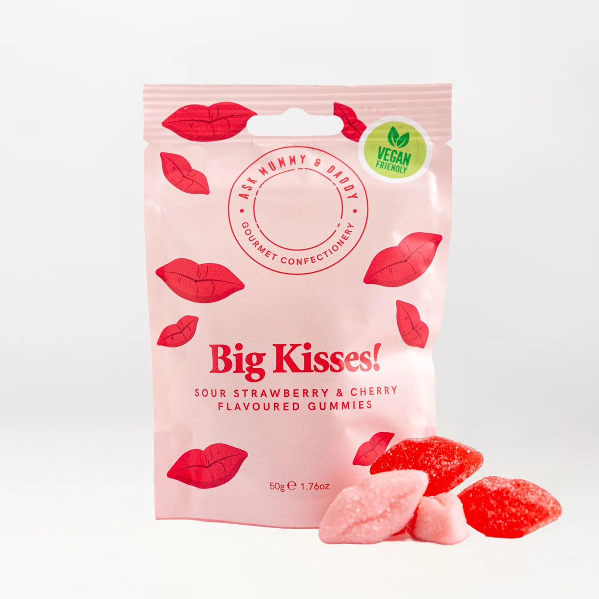 Zakje Snoep Big Kisses met friszure lipvormige snoepjes in kers en aardbei