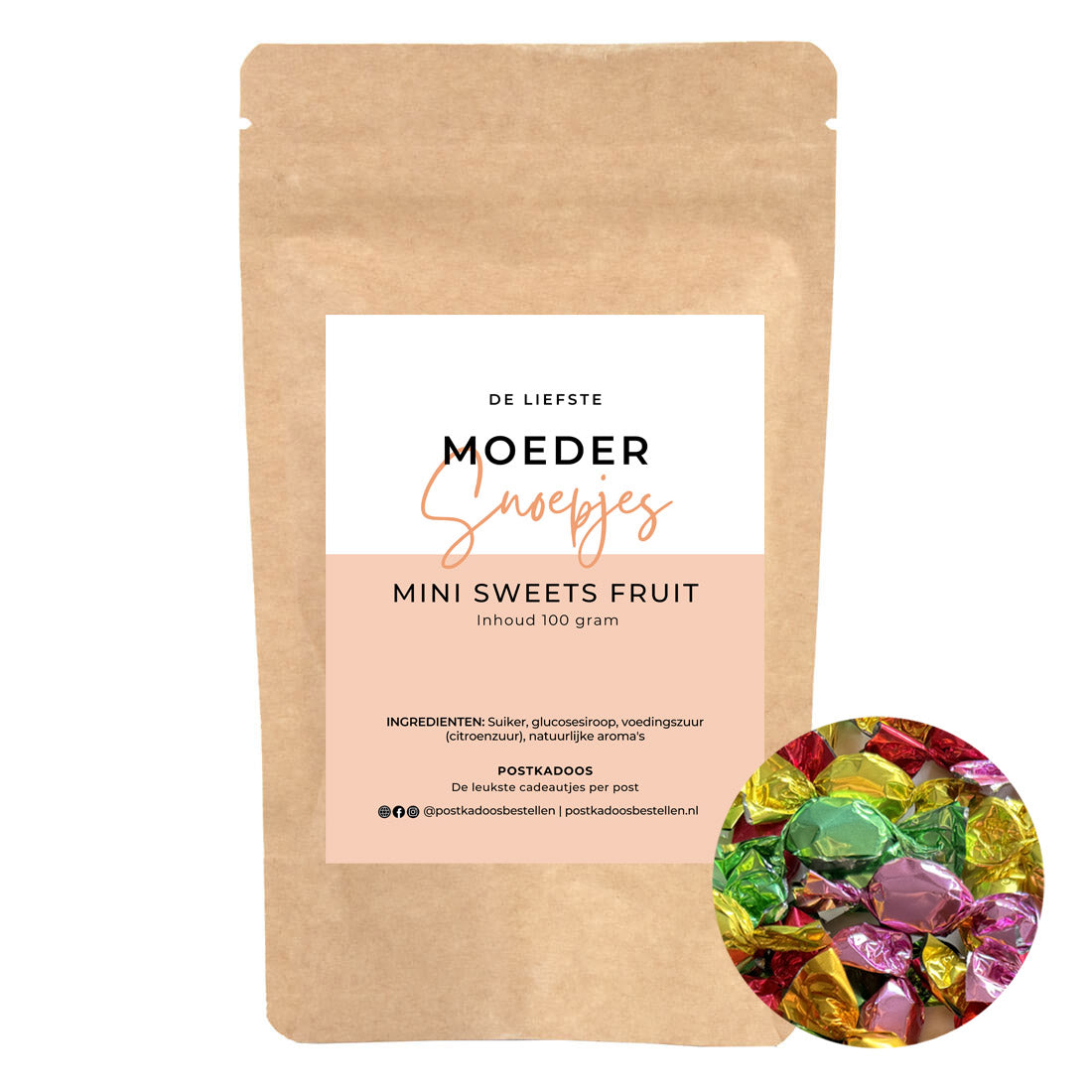 Zak snoep met de tekst de liefste moeder gevuld met gekleurde zuurtjes.