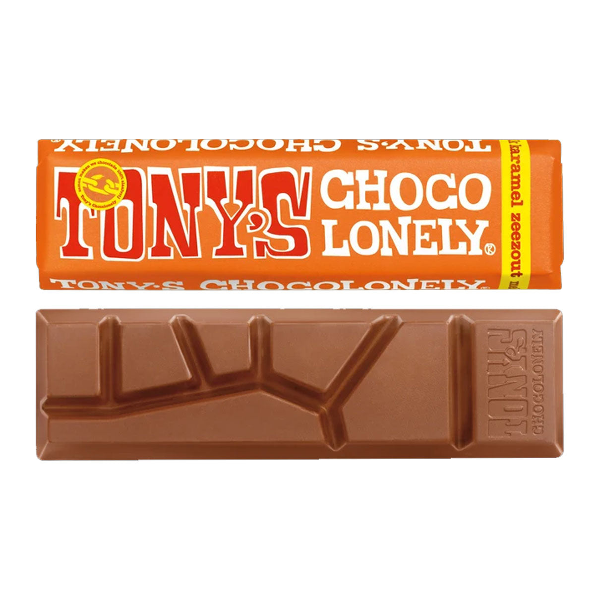 Tony's Chocolonely melk karamel zeezout chocoladereep van 47 gram in oranje verpakking.