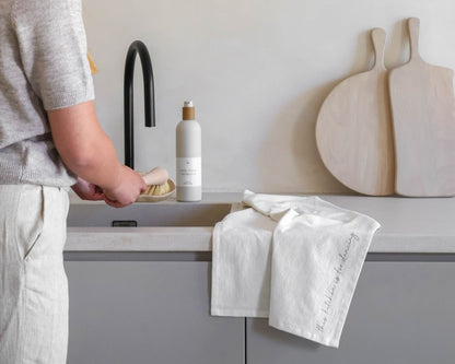 Kitchen & Teatowel set Kim - This kitchen is for dancing van Leeff