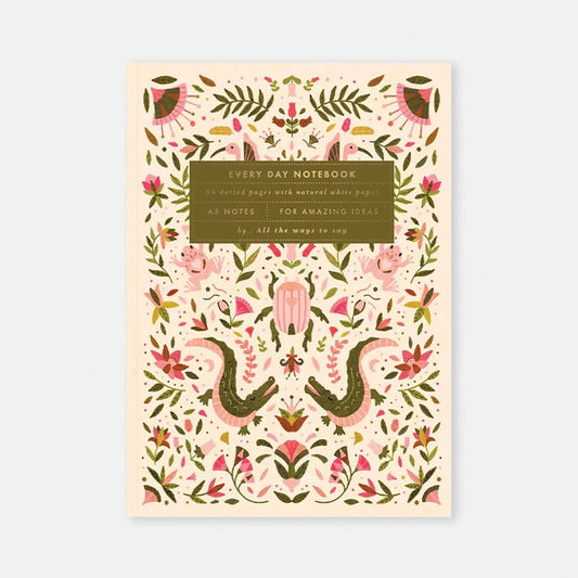 A5 notitieboek Roze Kroko met roze krokodillen kikkers en goudfolie accenten op de omslag