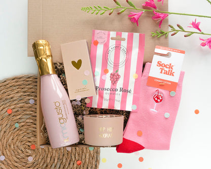 Cadeaupakket Proost Op Jou met prosecco, Hip Hip Hooray geurkaars, Prosecco Rosé snoep en Cheers sokken