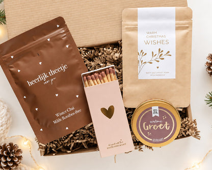 Kerstcadeau voor haar door de brievenbus met thee, Warm Christmas Wishes badzout en geurkaars