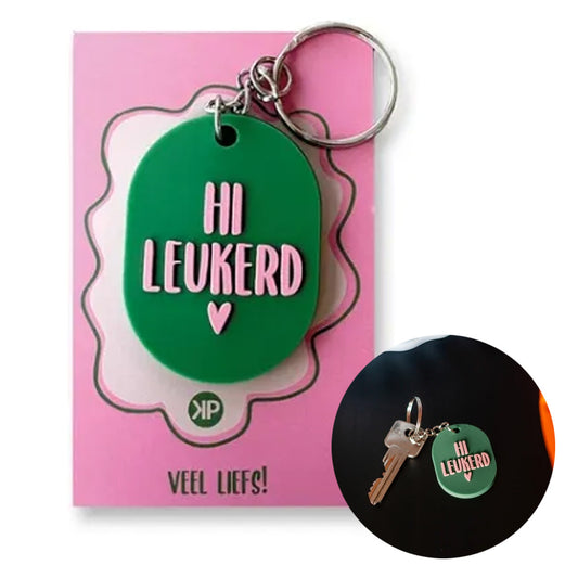 sleutelhanger met de tekst hi leukerd. Leuk om te geven aan een vriendin.