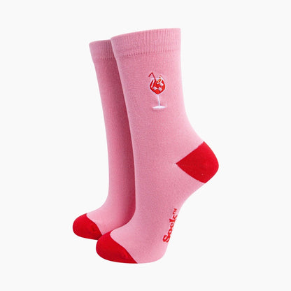 Roze sokken Cheers maat 36-40 met rood wijnglas als cadeau voor haar