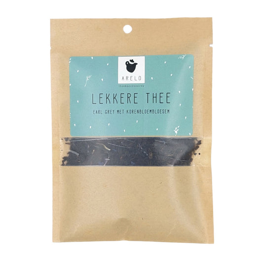 Zakje thee van Arelo met als opdruk op blauwe sticker lekkere thee.