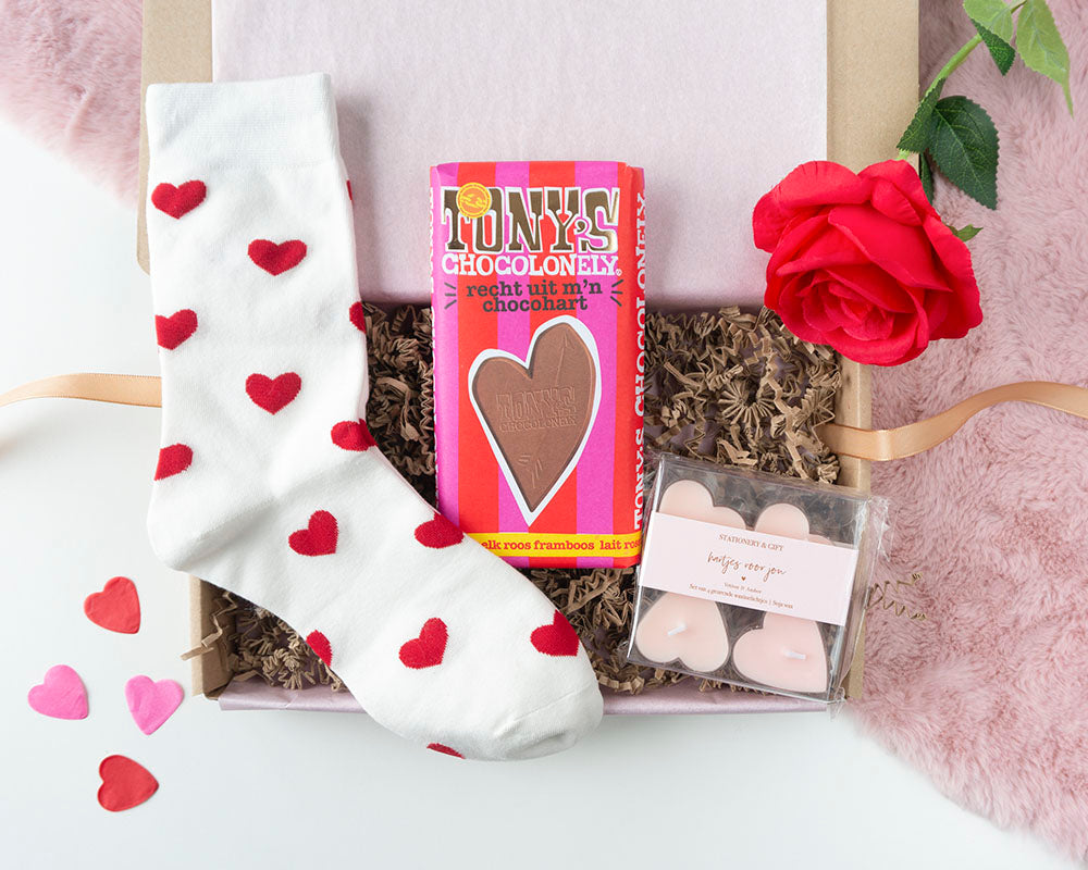 Valentijn cadeau tips ❤️ Of je nou gaat voor een Valentijn cadeau tips ❤️ Of je nou gaat voor een